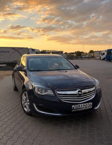 Opel insignia 2015 - opel, touer